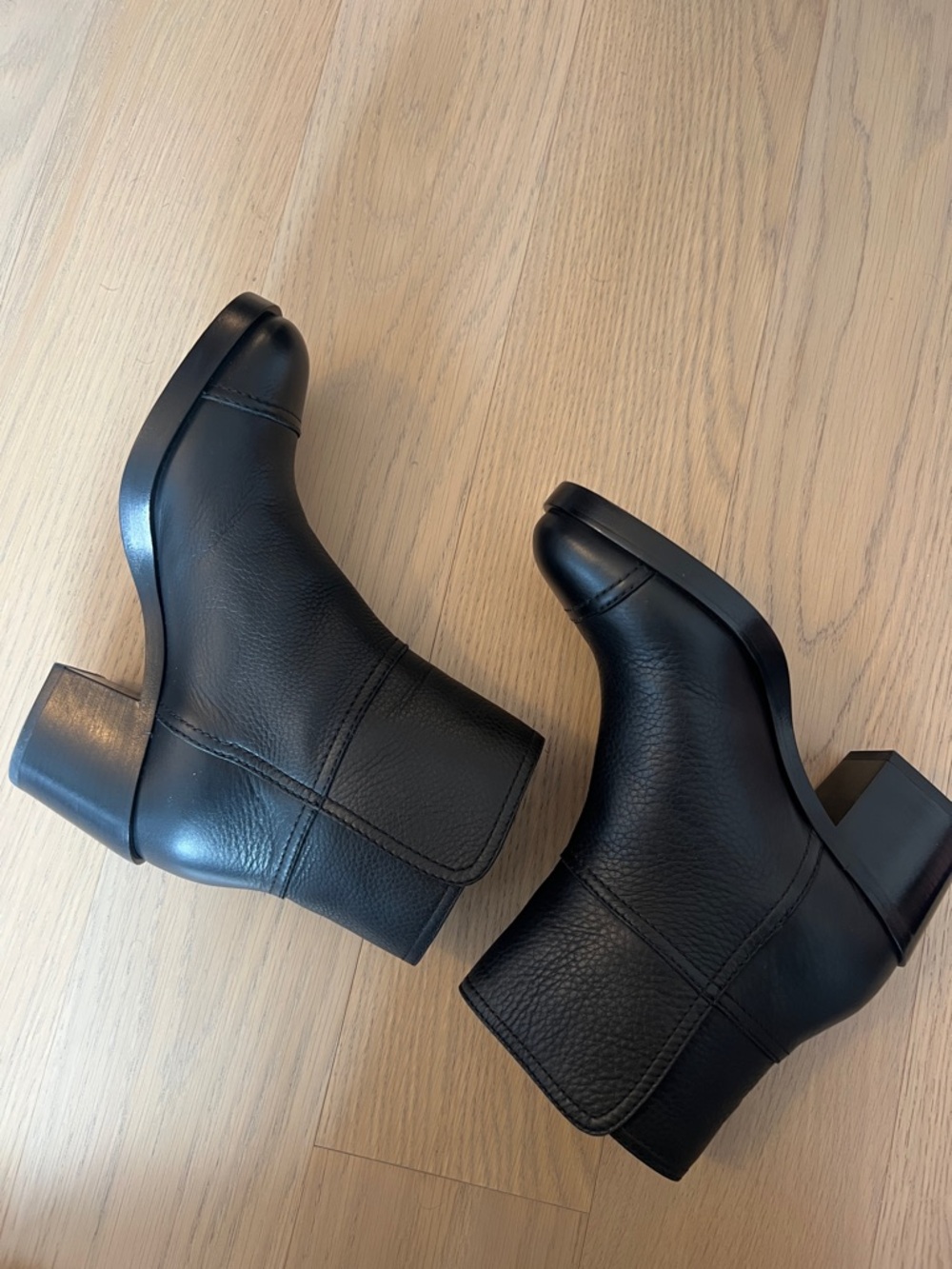 Chanel Black Leather Short Slip-On Booties with Block
Heel - Size EU 38 (US 7) - Picture 6 of 15